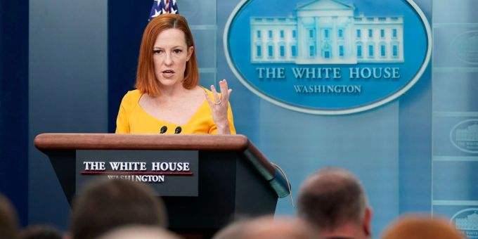 Jen Psaki, Pressesprecherin des Weissen Hauses, spricht mit Journalisten. Jen Psaki, Pressesprecherin des Weissen Hauses, spricht mit Journalisten.