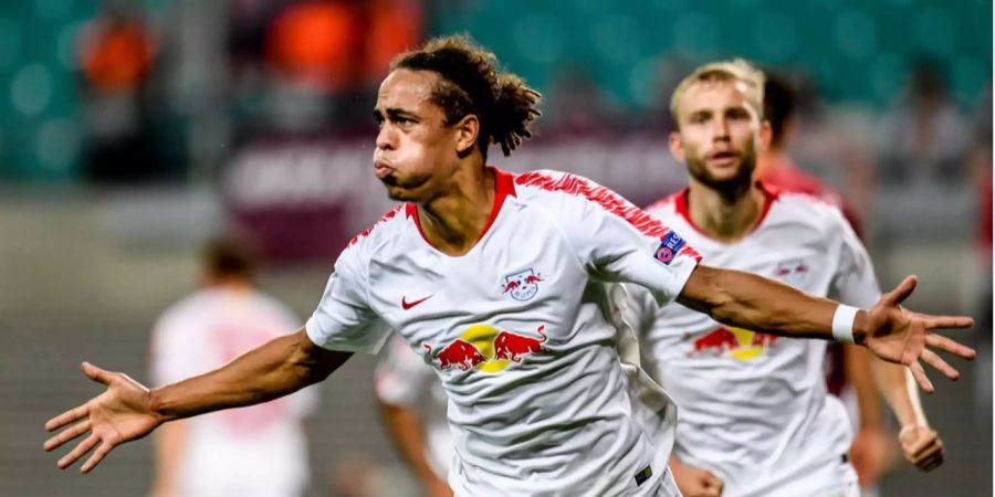 Leipzig-Stürmer Yussuf Poulsen feiert sein Tor gegen Salzburg.