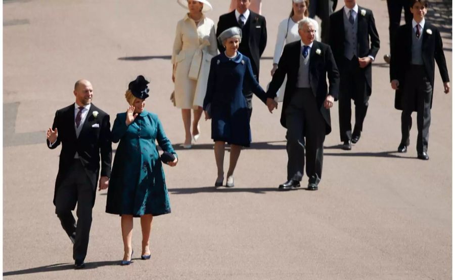 Zara Tindall erscheint hochschwanger mit ihrem Mann an der royalen Hochzeit von Meghan Markle und Prinz Harry am 19. Mai 2017 in Windsor.