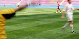 Glarus - Fussballtrainer in Glarus prügelt jungen Dieb spitalreif
