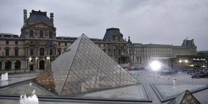 Louvre