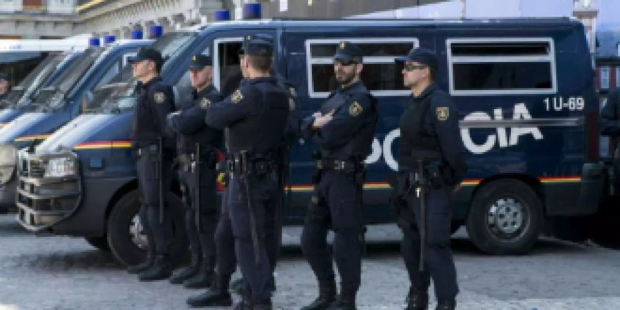 Die spanische Polizei im Einsatz.