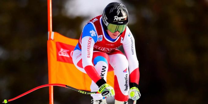 Lara Gut-Behrami fährt in Lake Louise (CAN) die Piste herunter.