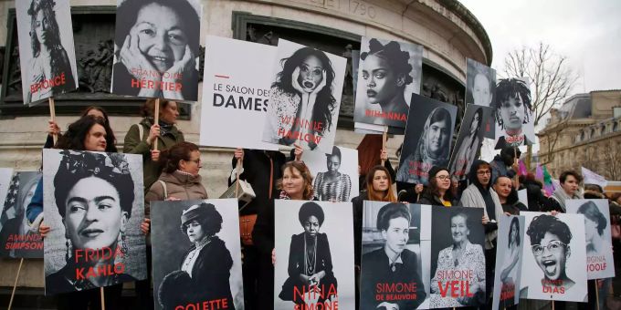 Die französische Regierung will eine gerechtere Entlöhnung von Frauen. Die französische Regierung will eine gerechtere Entlöhnung von Frauen.