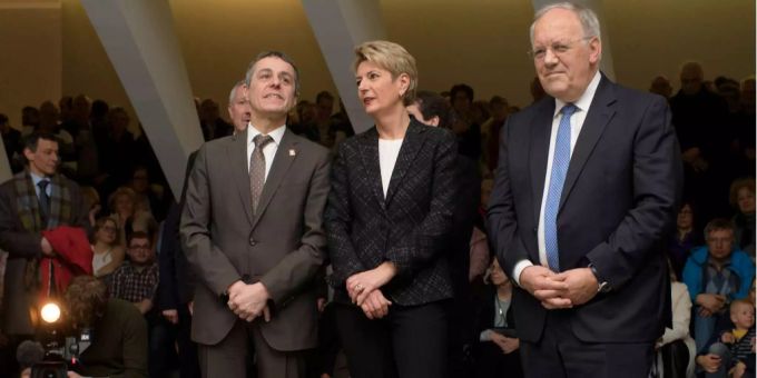 Bereits in vertrauter Gesellschaft: Ständerätin Karin Keller-Sutter mit dem bundesrätlichen Besuch. Bereits in vertrauter Gesellschaft: Ständerätin Karin Keller-Sutter mit dem bundesrätlichen Besuch.