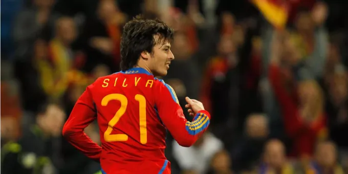 David Silva Tritt Aus Spaniens Fussball Nationalmannschaft Zuruck