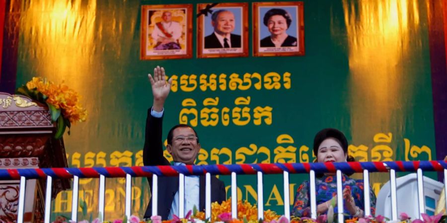 Human Rights Watch kritisiert das autoritäre Regime von Premierminister Hun Sen.