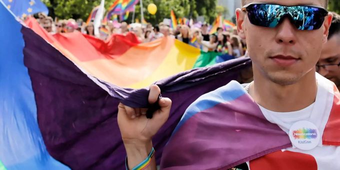 Auch Frauen sind schwulenfeindlich. LGBTQ