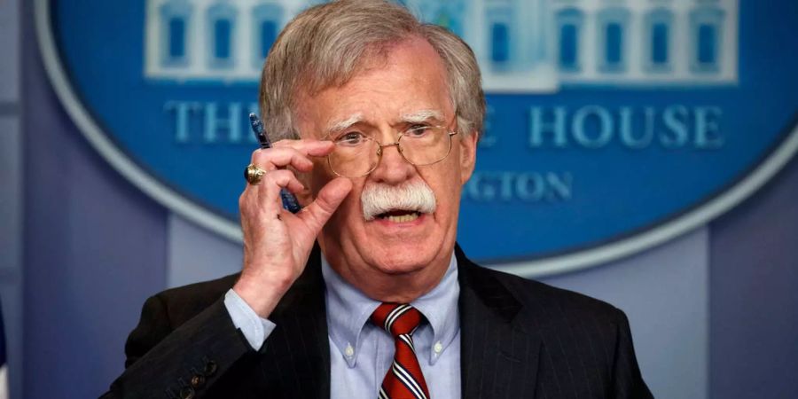 US-Sicherheitsberater John Bolton spricht während einer Pressekonferenz im Weissen Haus.