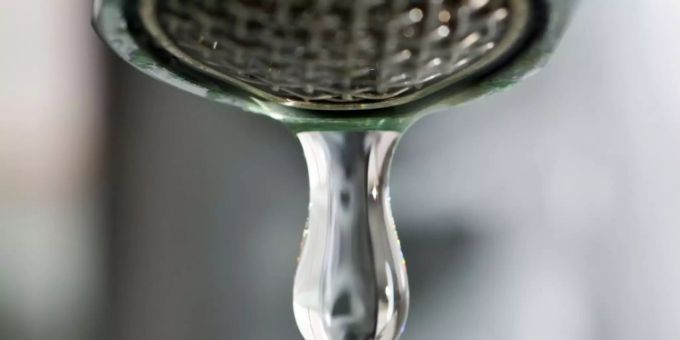 Wasserhahn Wasserhahn