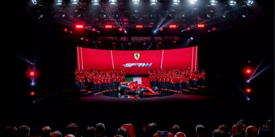 Mit Spannung erwartet: Die Präsentation des neuen Ferrari-Boliden.