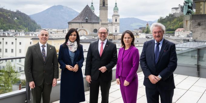 Die Aussenminister der deutschsparachigen Länder bei ihrem Treffen: Ignazio Cassis (Schweiz), Dominique Hasler (Liechtenstein), Alexander Schallenberg (Österreich), Annalena Baerbock (Deutschland) und Jean Asselborn (Luxemburg). Ignazio Cassis