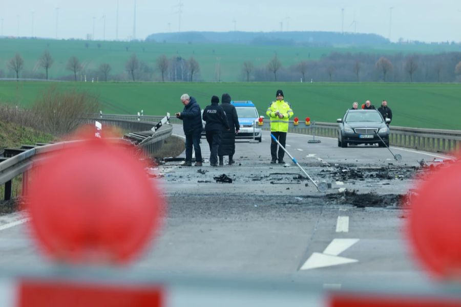 Laut der Polizei hatte der mutmassliche Unfallverursacher keinen Führerschein.