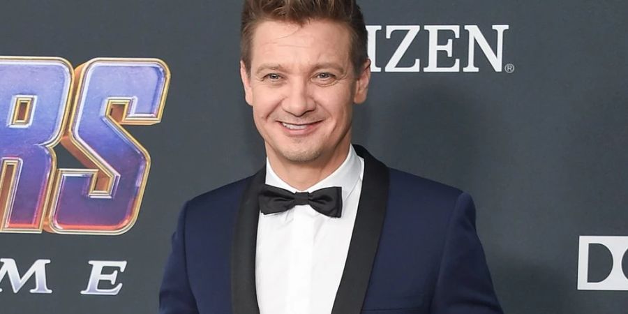 Jeremy Renner  ist zurück auf dem roten Teppich.