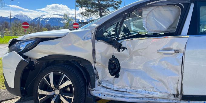 Verkehrsunfall bei Autobahnausfahrt Sevelen: Verkehrsunfall bei Autobahnausfahrt