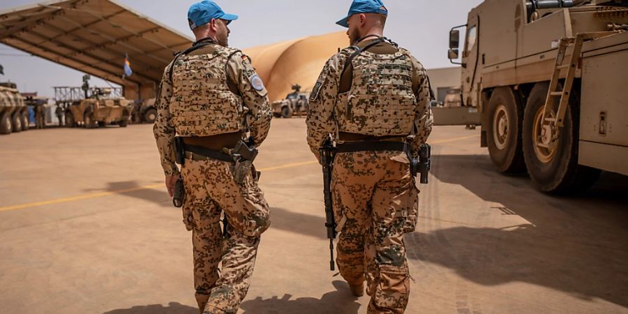 Soldaten der deutschen Bundeswehr im Feldlager Camp Castor in Mali.