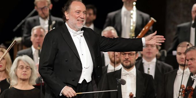 Riccardo Chailly, Chefdirigent des Lucerne Festival Orchestras, muss operiert werden. (Archivbild) Riccardo Chailly