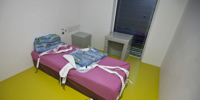 Beispiel für Zwangsfixierung aus dem Psychiatriezentrum Rheinau. Bundesgericht Brian Zwangsfixierung