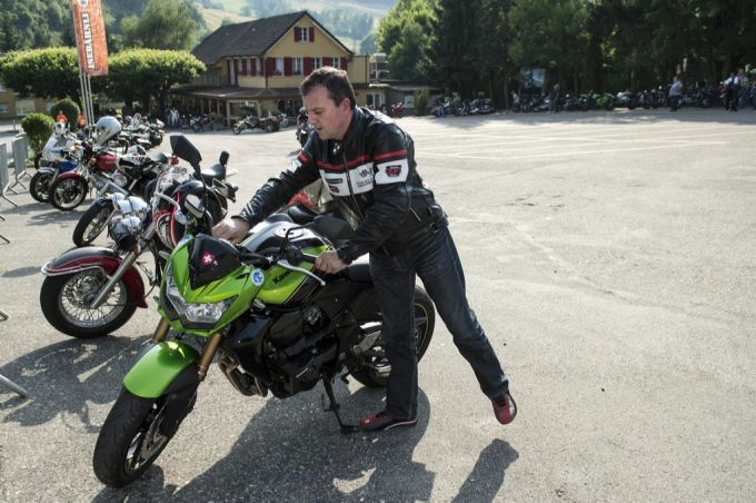 SVP-Nationalrat Walter Wobmann (SO) fährt in seiner Freizeit Motorrad und ist Präsident der Föderation Motorradfahrer der Schweiz. Wobmann Motorrad
