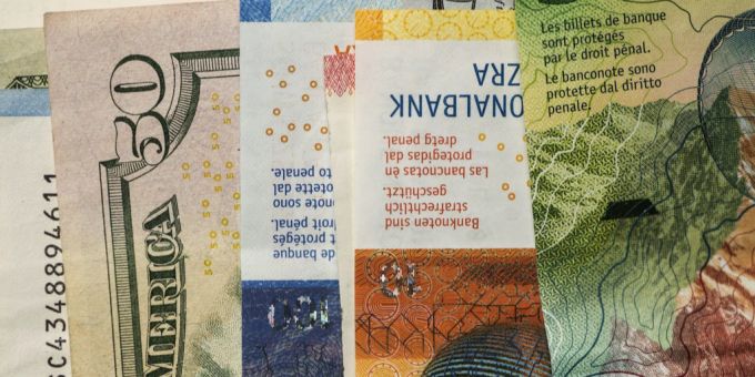 Die SNB nutzt Käufe und Verkäufe am Devisenkurs seit geraumer Zeit, um den Franken je nach aktueller Lage zu stützen oder zu schwächen. (Symbolbild) Währungen Devisen