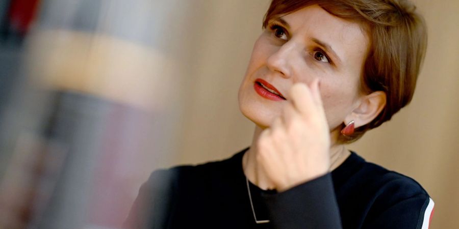 Katja Kipping, Berliner Senatorin für Integration, Arbeit und Soziales, will in der Hauptstadt mehr Platz für Geflüchtete schaffen.