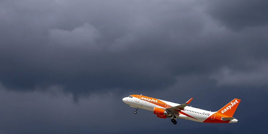 Das Kabinenpersonal von Easyjet Schweiz erhält mehr Lohn.