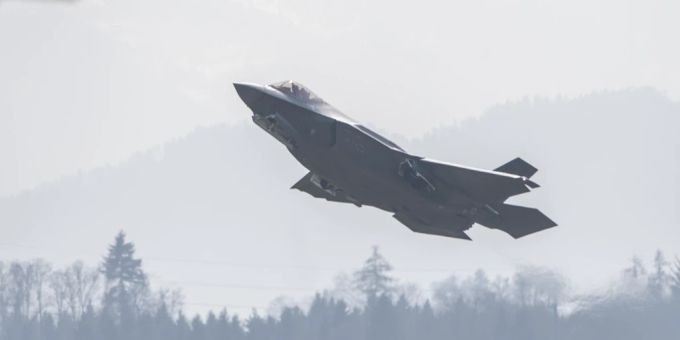 Die Ukraine hat nun eine besser ausgestattete Luftwaffe. (Symbolbild) Luftwaffen