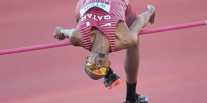 Mutaz Essa Barshim aus Katar in Aktion. Mutaz Essa Barshim aus Katar in Aktion.