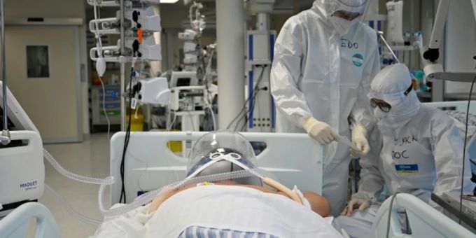 Covid-Patient auf Intensivstation long
