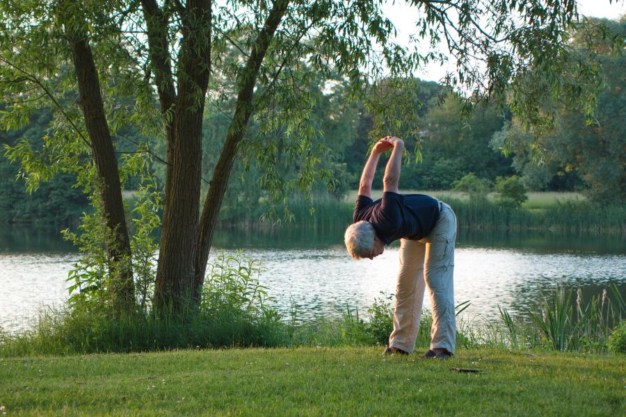 Mann Park See Yoga Dehnen Arme