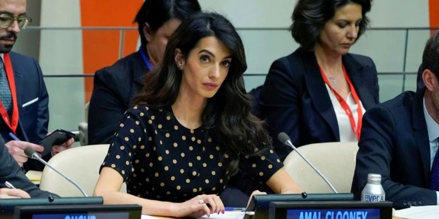 Lebanese-British barrister Amal Clooney told an informal UN meeting that she feared «politicians calling for justice but not delivering it» for Ukraine war crime victims