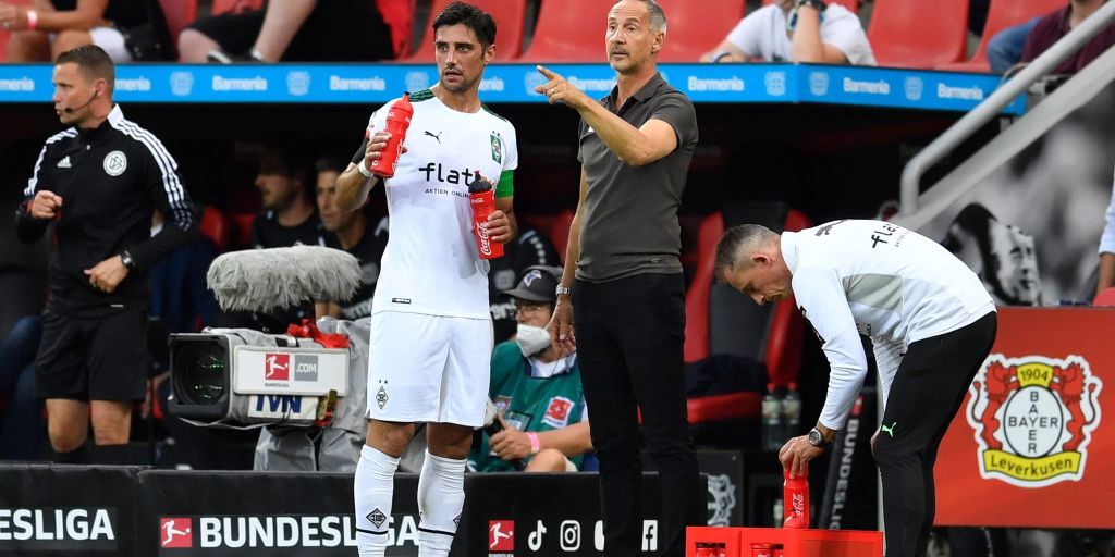 Adi H Tter Stindl R Umt Probleme Zwischen Team Und Ex Trainer Ein