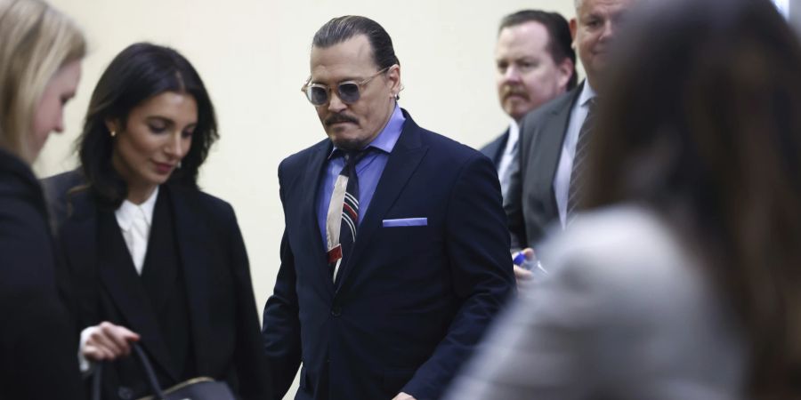 Johnny Depp Donald trump