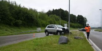 Gossau SG - Verletzte Person bei Selbstunfall mit Auto