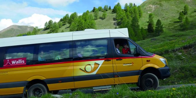 Der Bus alpin bringt jedes Jahr mehr als 10'000 Gäste ins Binntal. Binntal