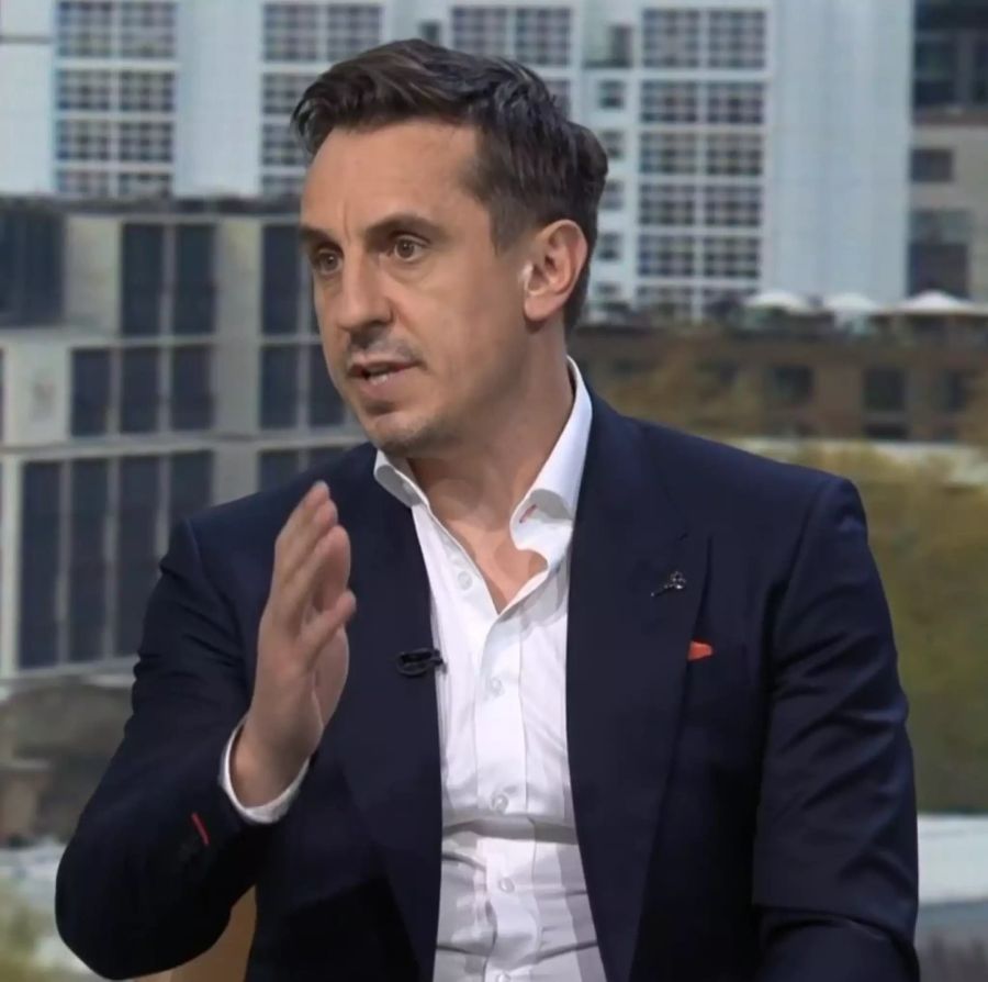 Auch Gary Neville analysiert für den TV-Sender.