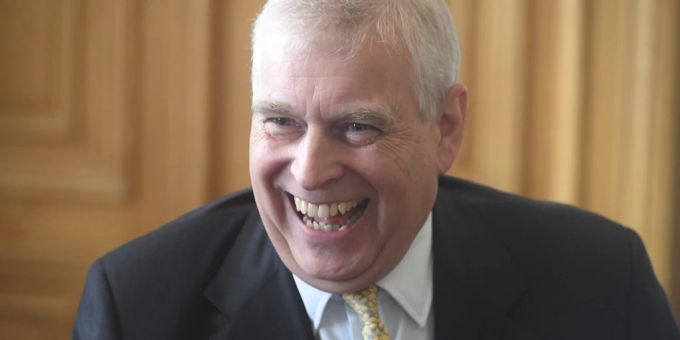 Die Briten zahlen weiterhin für Prinz Andrews Security. prinz andrew