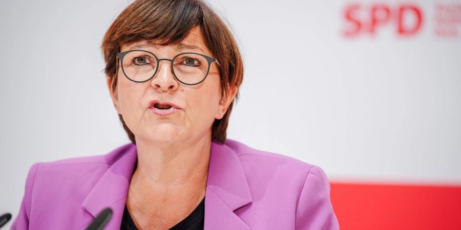 Die SPD-Vorsitzende Saskia Esken erneuerte ihre Forderung nach einer Übergewinnsteuer.