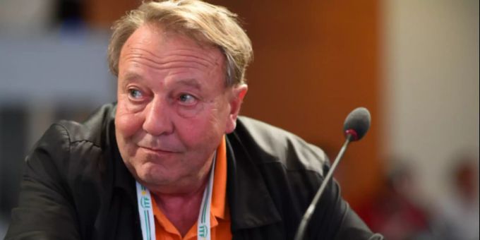 Dirk Hordorff, Tennis-Boss Deutschlands, greift Roger Federer aufgrund der Weltrangliste an. Roger federer