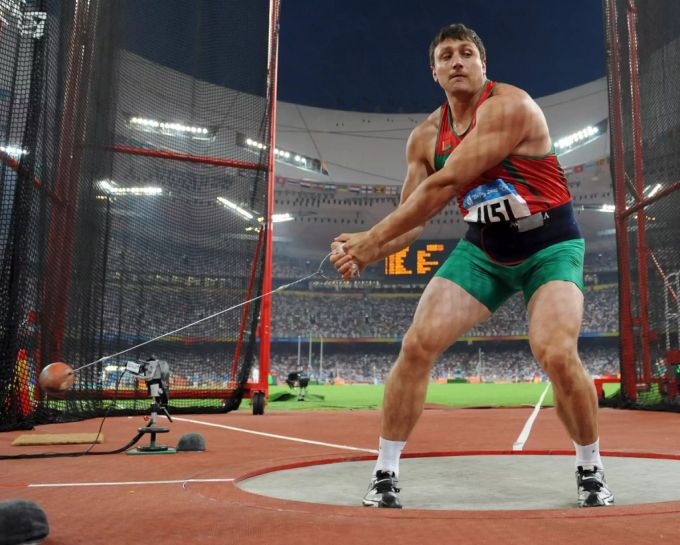 Ein Hammerwerfer bei den Olympischen Spielen 2008. (Archivbild) Hammerwerfer Olympia