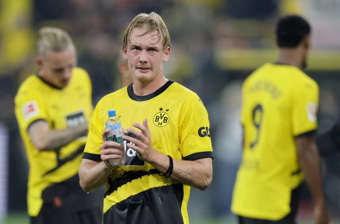 BVB: Julian Brandt lässt seine Frust nach einem 2:2 gegen den 1. FC Heidenheim raus. BVB Julian Brandt