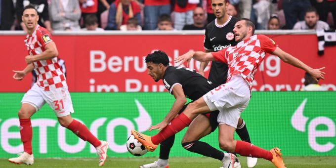 In einer umkämpften Partie trennten sich Mainz 05 und Eintracht Frankfurt mit 1:1. Eintracht Frankfurt