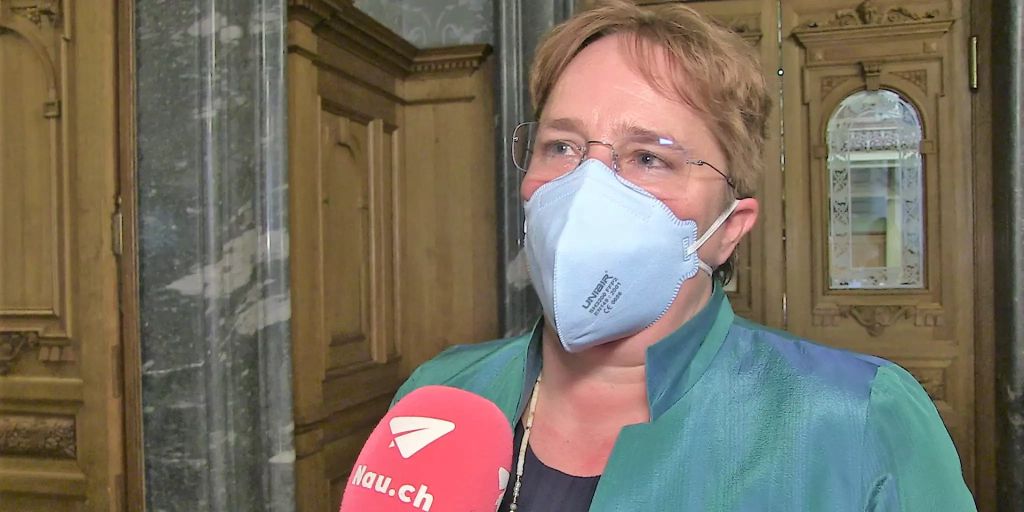 Magdalena Martullo Blocher Defends Her Protective Mask Nau Ch World Today News