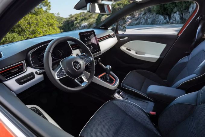 Nobler Innenraum mit toller Displayintegration im neuen Renault Clio Der neue Renault Clio