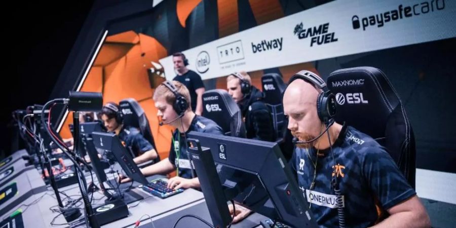 Revanche gegen mouz gelungen: Fnatic ist Sieger der ESL Pro League für die Region Europa. Foto: Helena Kristiansson/ESL/dpa