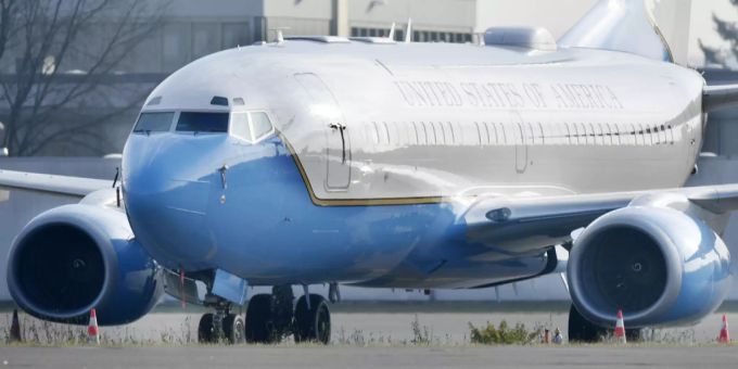 3 Stunden Verspätung - Trump fliegt mit Air Force One zurück in die USA
