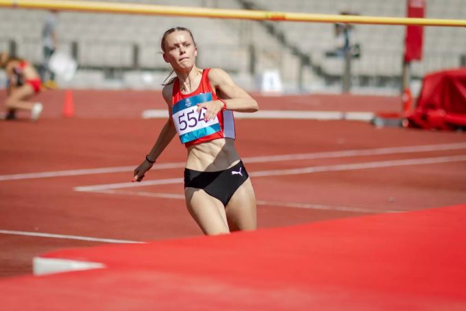 Dominique Berger mit Startnummer 554 in Baku. Dominique Berger, TV Wohlen
