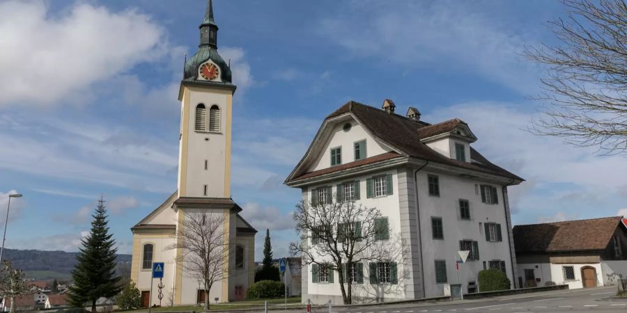 Die Kirche Sarmenstorf im Aargau.