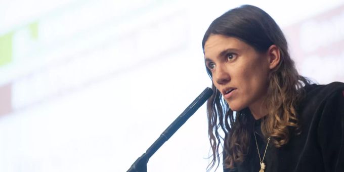 Tamy Glauser will das Coronavirus mithilfe von Meditation bekämpfen. tamy glauser