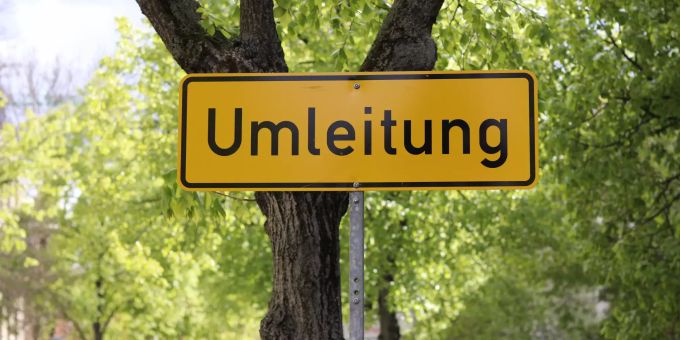 Umleitung. Umleitung.